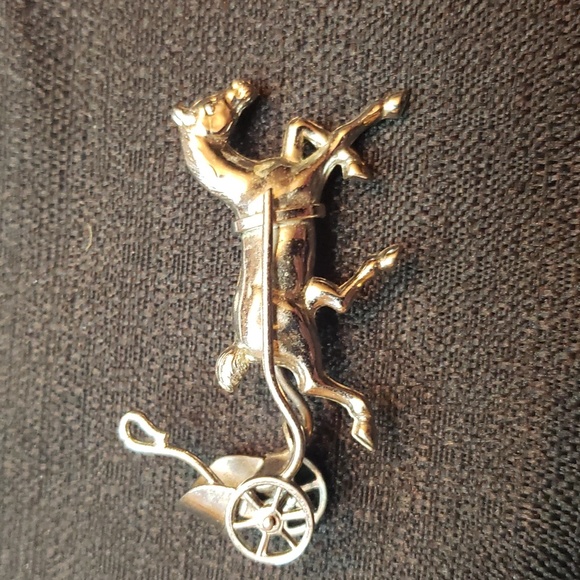 Horse and Chariot Sterling Silver Pin - Vintage - Picture 2 of 11